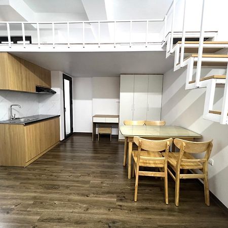 Era Apartment Khuc Thua Du Hanoi Bagian luar foto