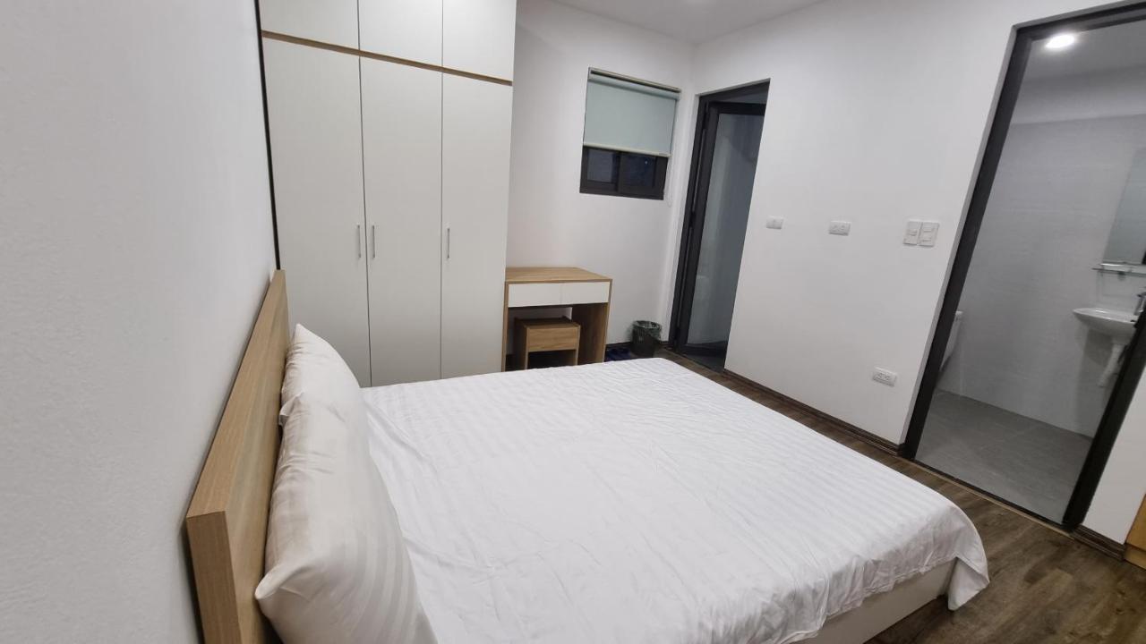 Era Apartment Khuc Thua Du Hanoi Bagian luar foto