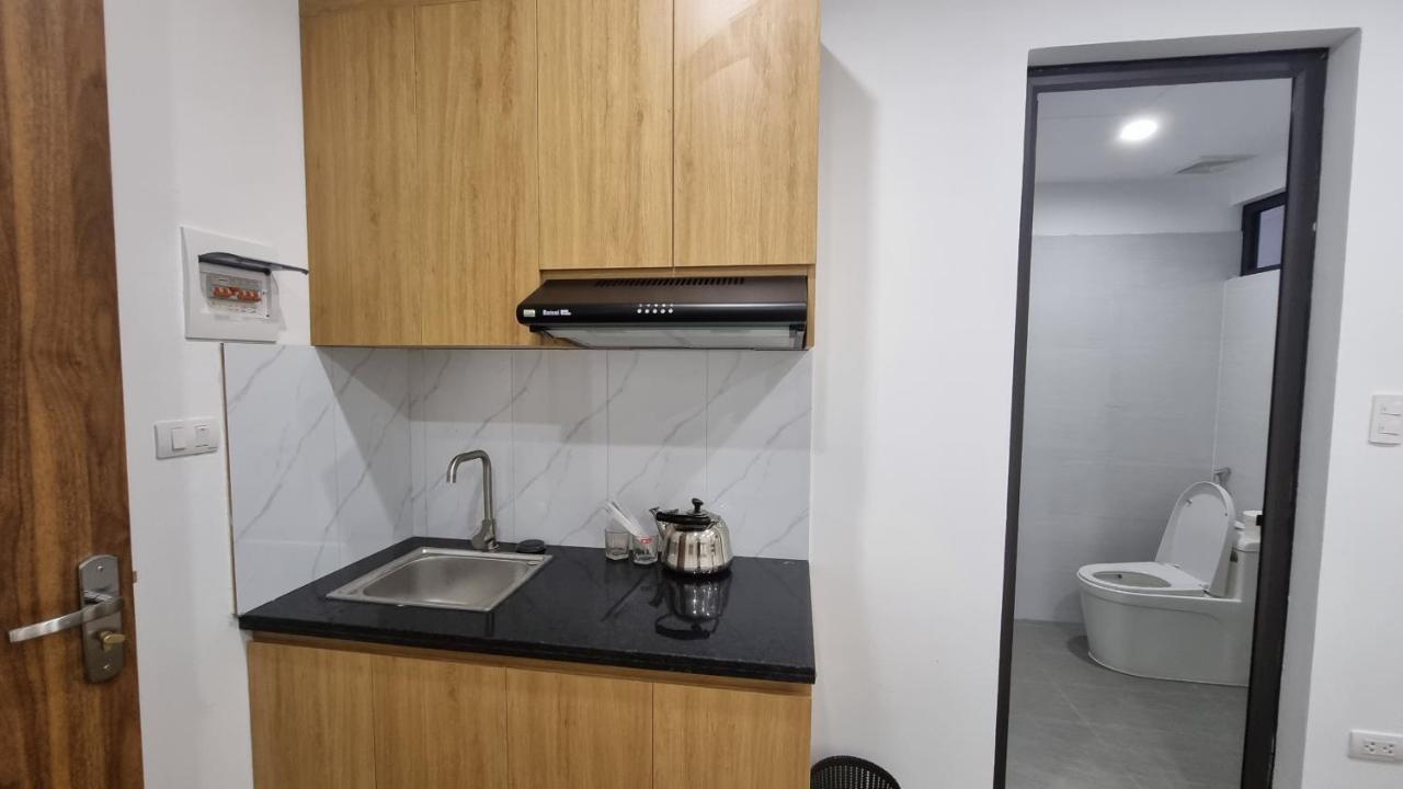 Era Apartment Khuc Thua Du Hanoi Bagian luar foto