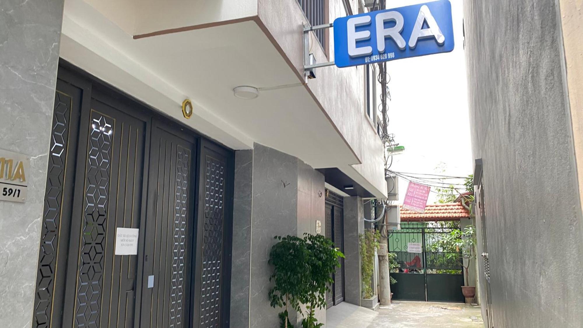 Era Apartment Khuc Thua Du Hanoi Bagian luar foto