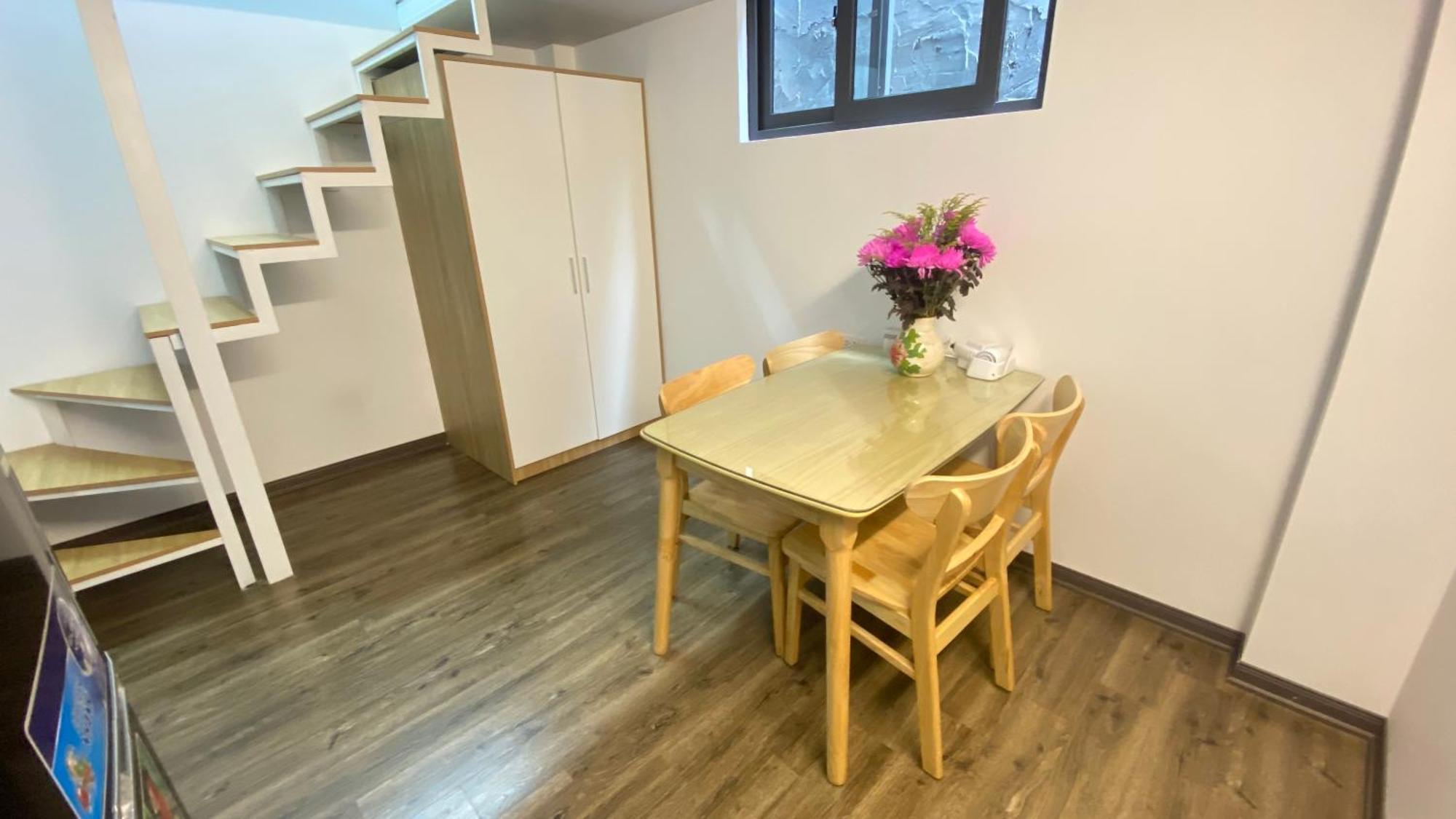 Era Apartment Khuc Thua Du Hanoi Bagian luar foto